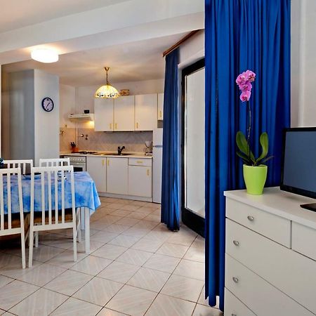 Villa Carolina Tar-Vabriga Kültér fotó