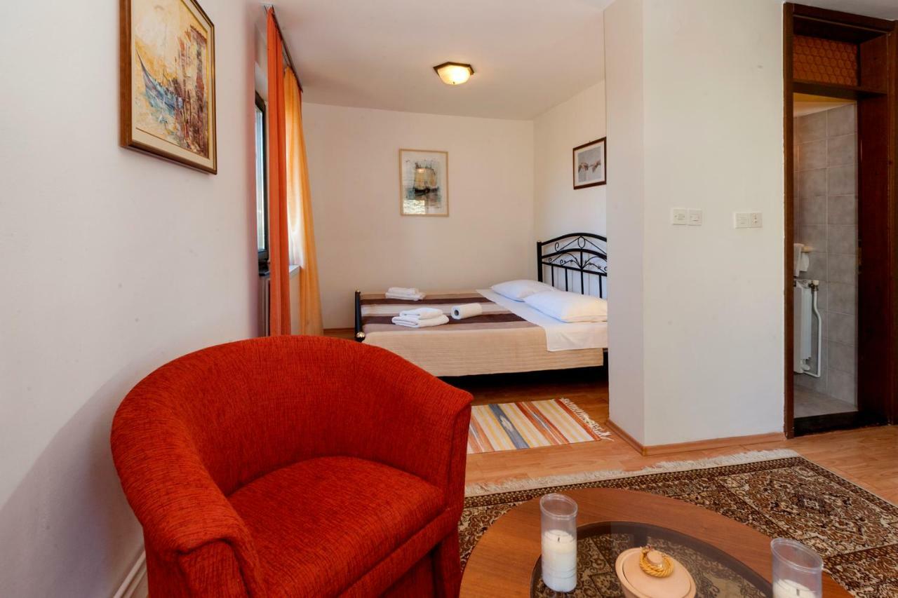 Villa Carolina Tar-Vabriga Kültér fotó