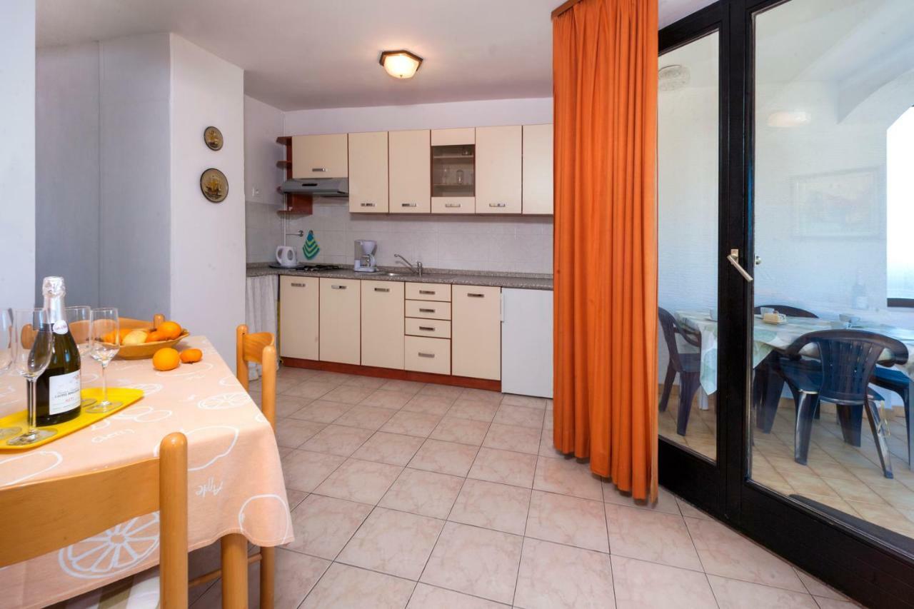 Villa Carolina Tar-Vabriga Kültér fotó