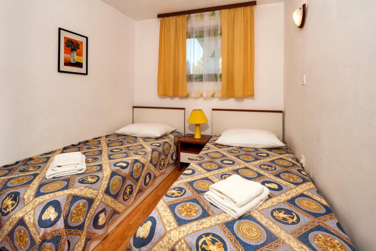 Villa Carolina Tar-Vabriga Kültér fotó